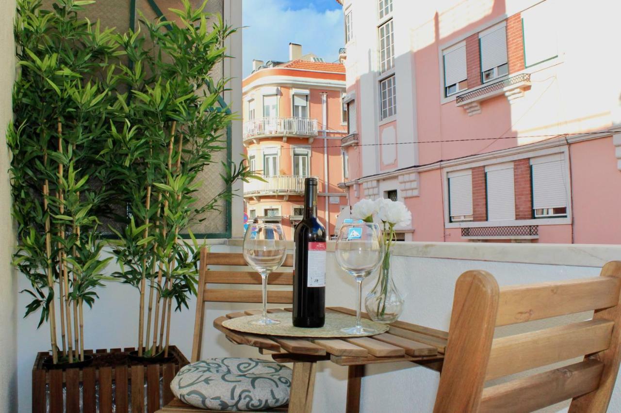 Apartament River View Balcony - Historic Center ! Lizbona Zewnętrze zdjęcie